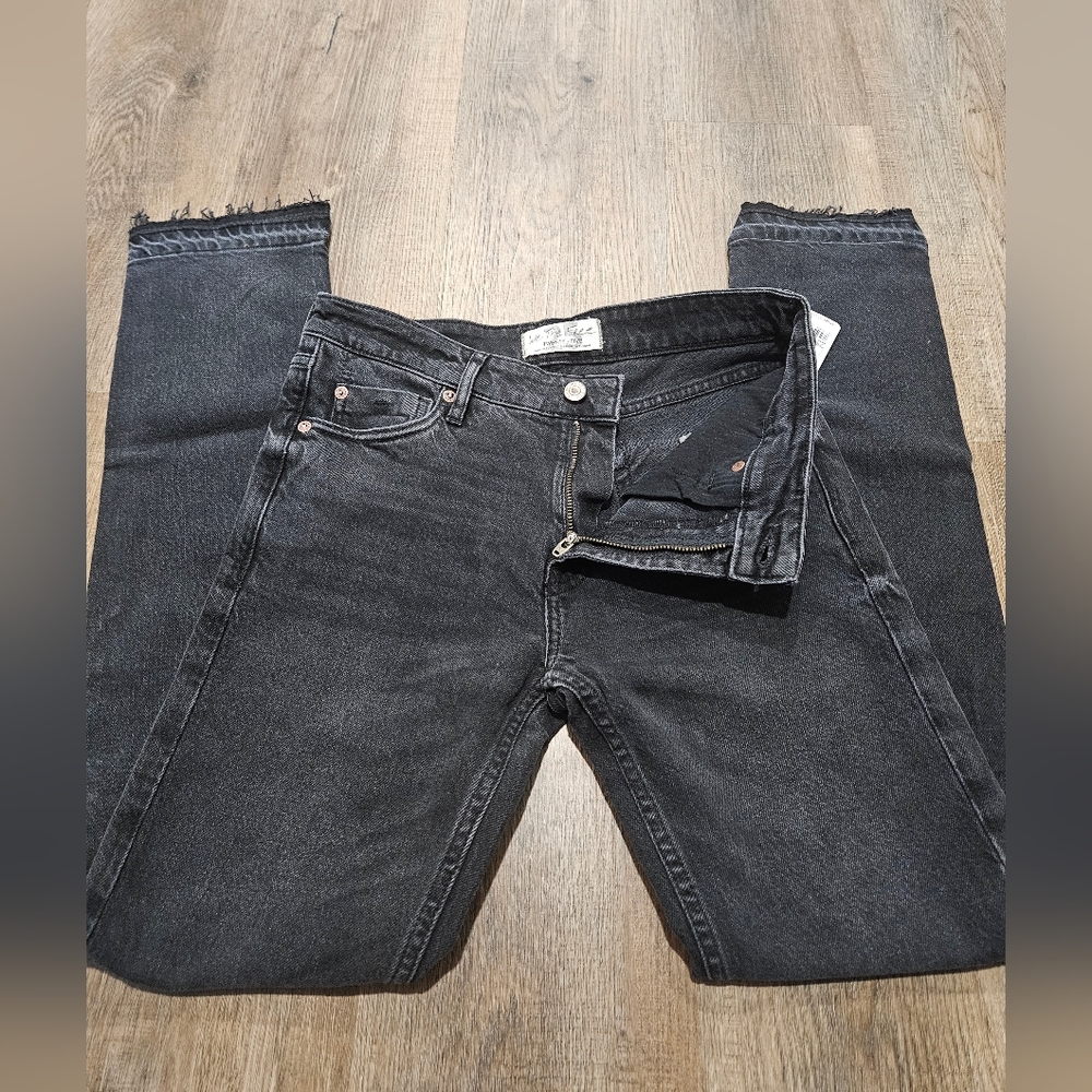 Free People We the Free Cuffed Slim Boyfriend Jean, Faded Black, 25 - Picture 9 of 12